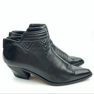 Via Spiga ankle booties sz 8 black Italian leather